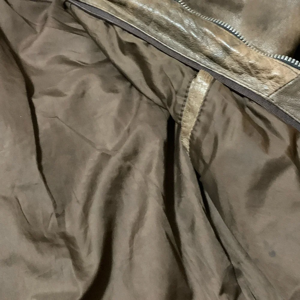 Unisex leather jacket size large - Picture 6 of 13